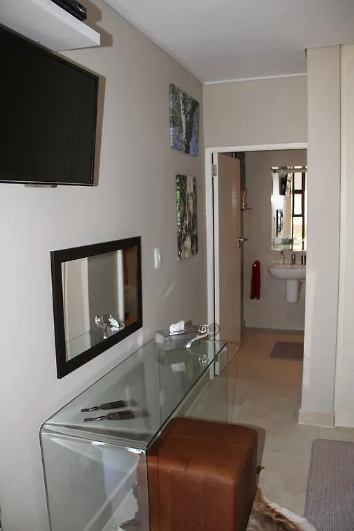 22 On Gabbro Apartment Somerset West